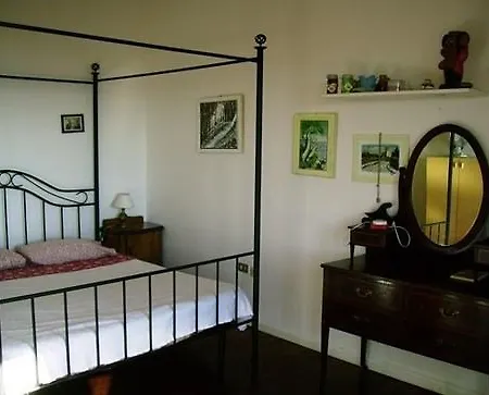 Al Sandalyon Vendégház 4*