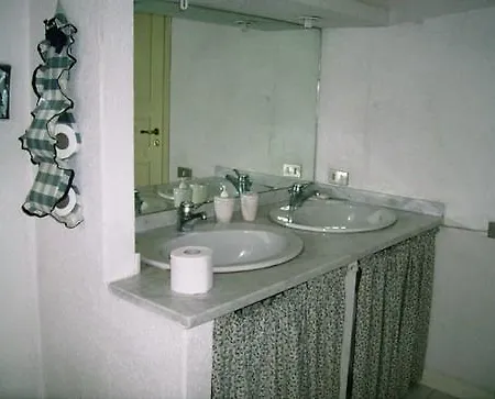 Al Sandalyon Vendégház 4*