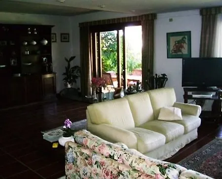 Al Sandalyon Guest house